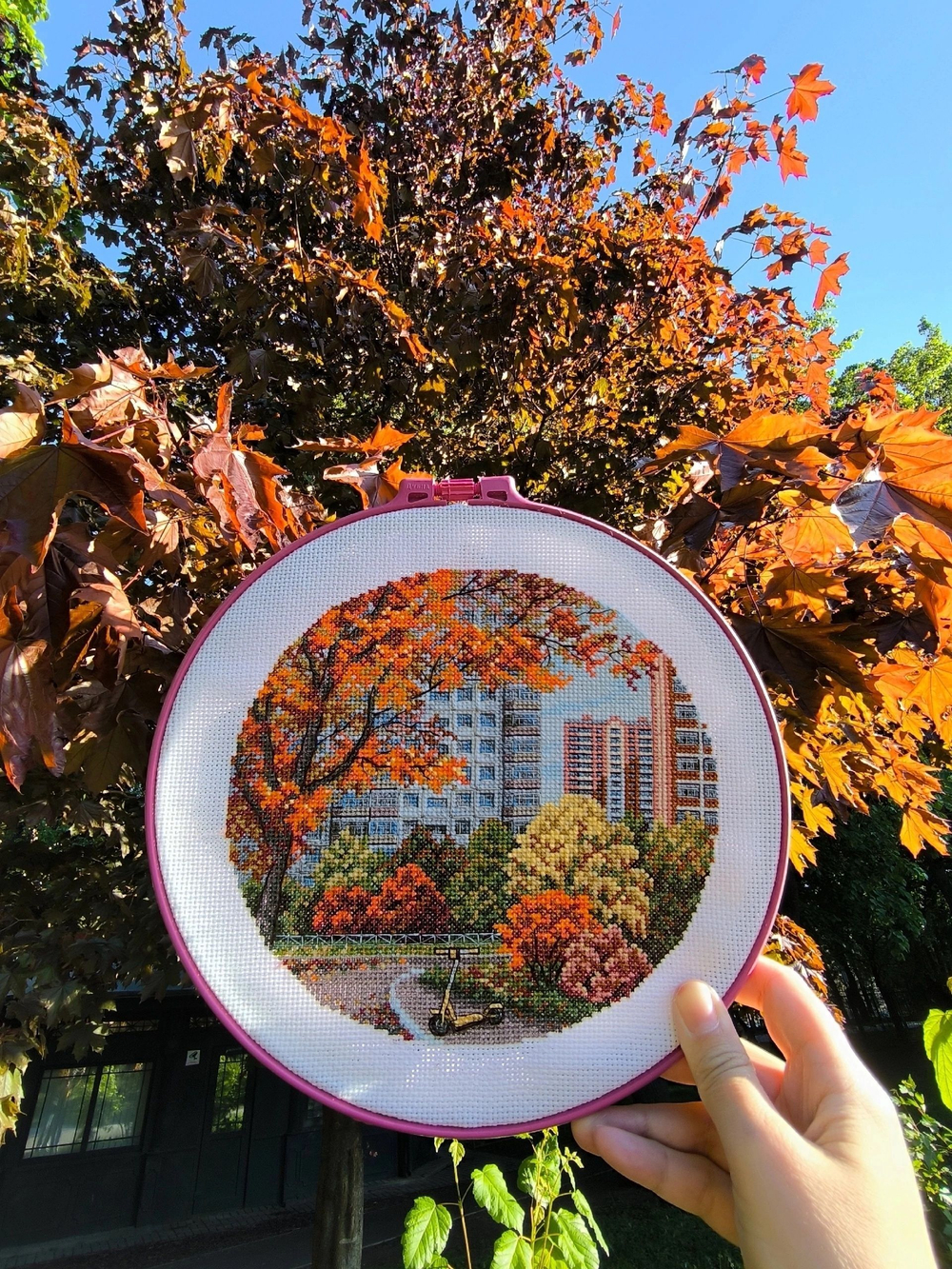 Набор для вышивания крестом Искусница "Осенние краски города"