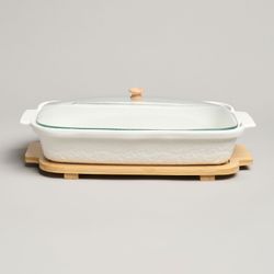 БЛЮДО ДЛЯ ВЫПЕКАНИЯ И СЕРВИРОВКИ LEFARD "MUSE" СО СТЕКЛ.КРЫШКОЙ НА ДЕР.ПОДСТАВКЕ 34,5*21*11СМ 1400МЛ