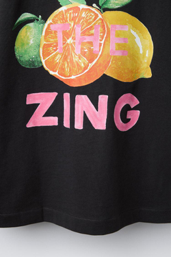 ZARA ФУТБОЛКА С ПРИНТОМ «ФРУКТ», ТЕМНЫЙ АНТРАЦИТ