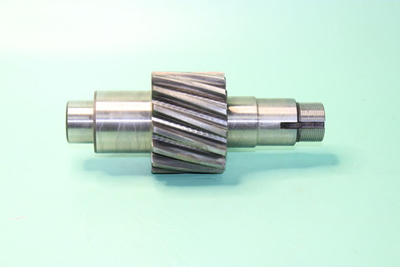 Шестерня ведущая цилиндрическая 15 зуб.