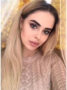Елена Карелина