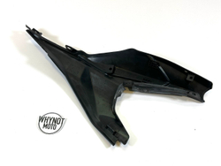Ducati Накладка рамы левая Б/У 46016302A / 46016301B