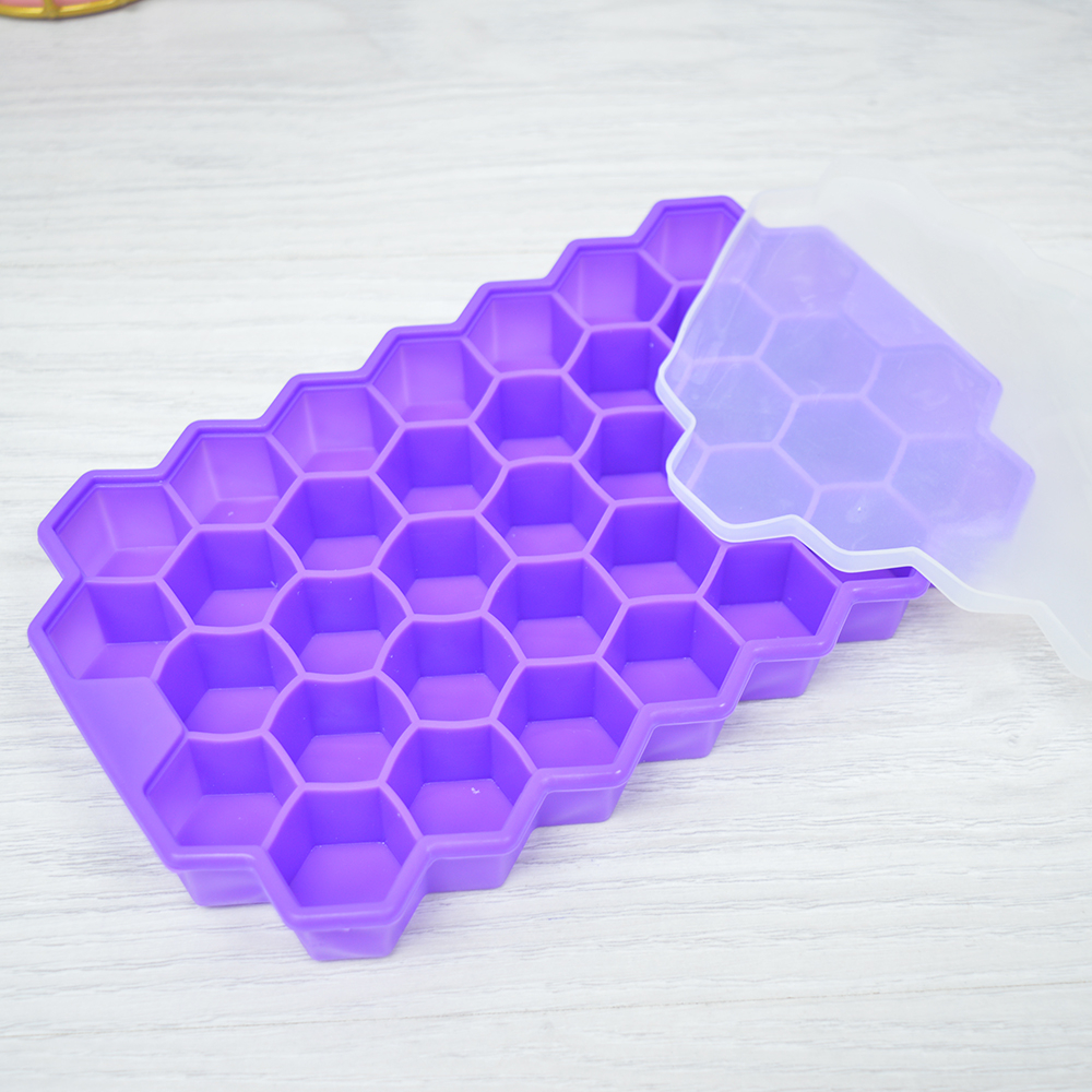 Форма для льда 37 ячеек силиконовая с крышкой