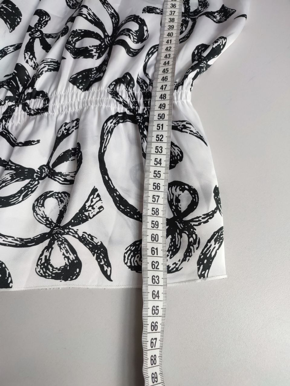 Блузка Oodji контрастная женственная 44 размер