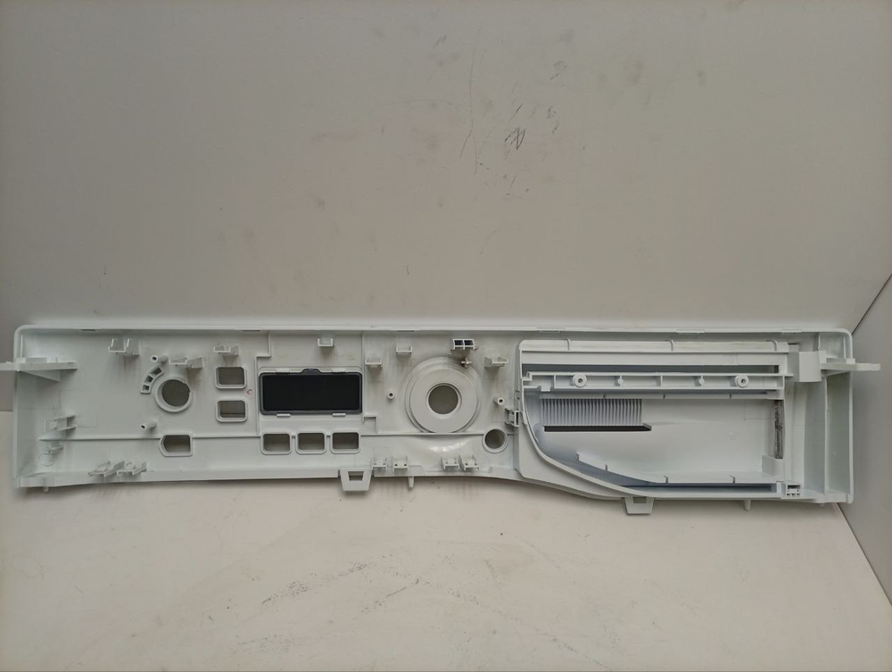 VMUF501B кт19 Панель лицевая для стиральной машины Hotpoint-Ariston VMUF501B б/у