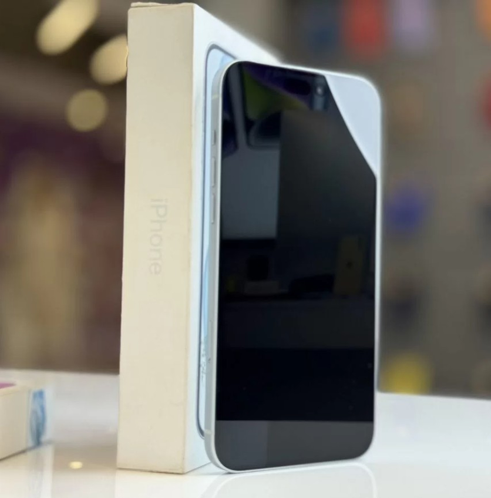 iPhone 15, 128 ГБ б/у