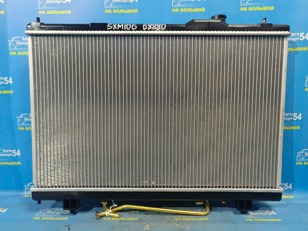 Радиатор двигателя TOYOTA IPSUM 1998-2001