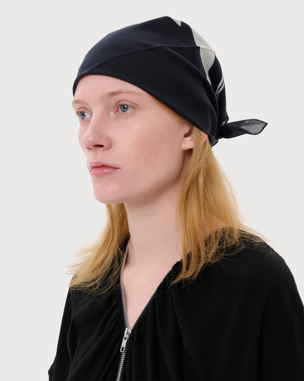 RICK OWENS DRKSHDW БАНДАНА ЧЕРНАЯ С ЛОГОТИПОМ HOLLYWOOD