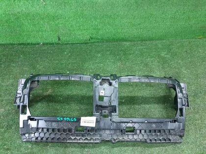 Воздуховод радиатора BMW 4er G22 (2020-н.в.)