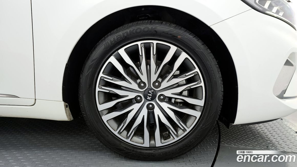 Kia K7 (Cadenza) Premier 2.5 GDI X Editions (06.2020)