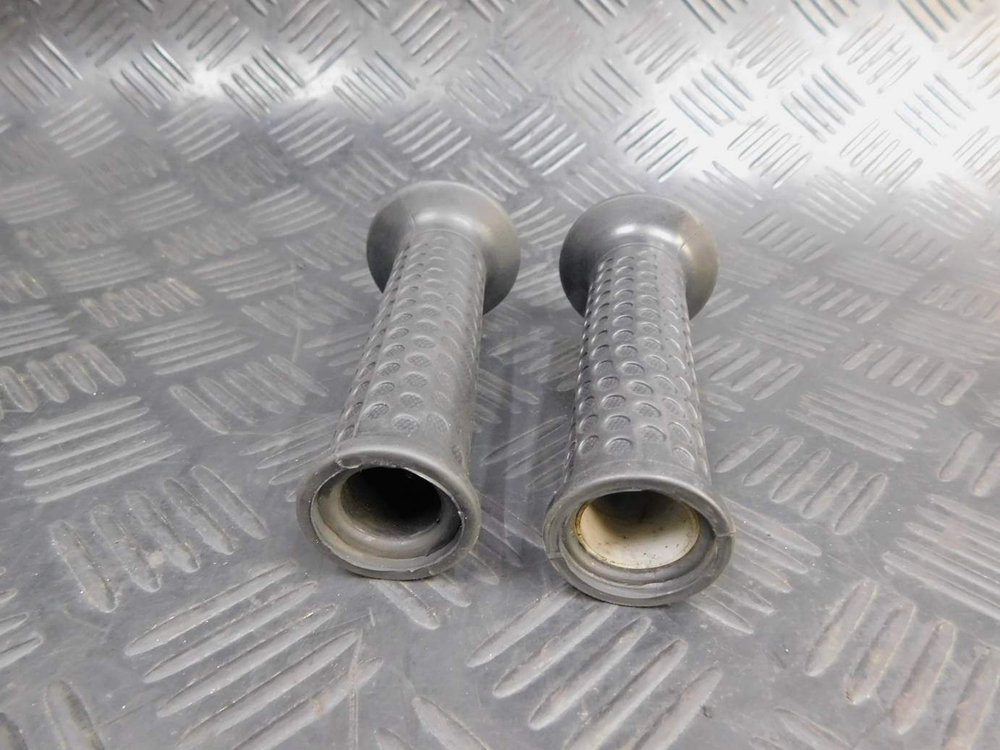 Ручка газа с грипсами Yamaha TDM850 RN03J 2001