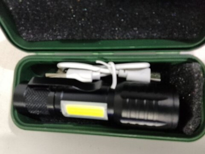 Фонарь ручной аккумуляторный H-870 (зум, microUSB, длина 9.3см, встроенный аккумулятор, боковой COB светодиод)