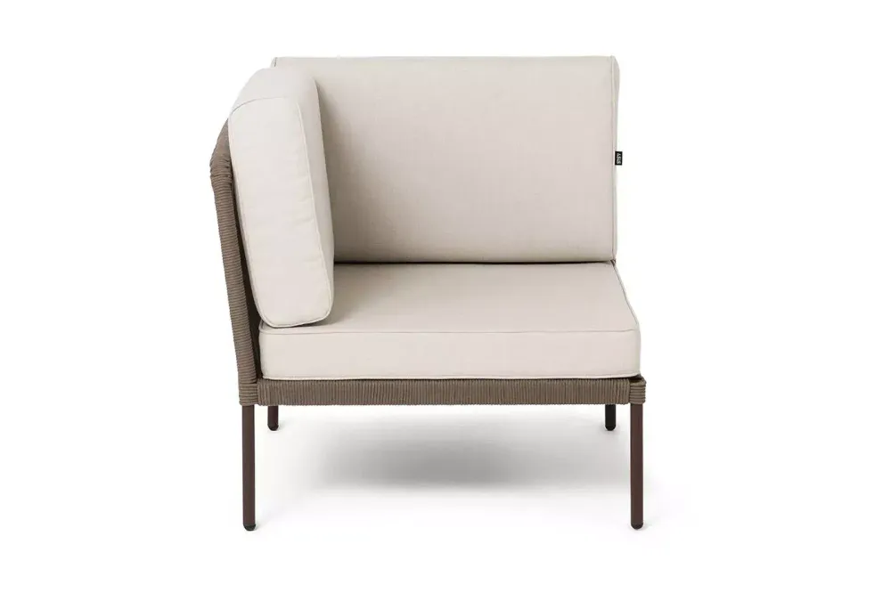 "Канны" угловой модуль плетеный из роупа, каркас алюминий коричневый (RAL8016) муар, роуп коричневый круглый, ткань бежевая 035