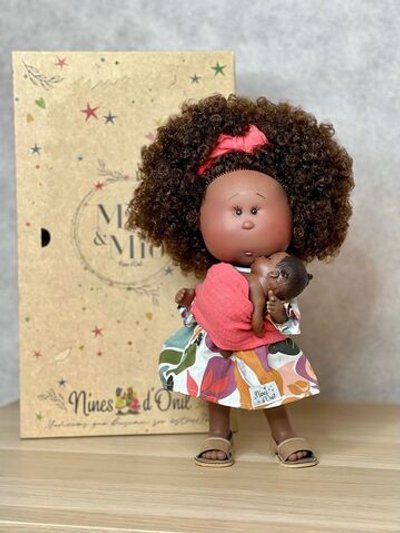 Кукла Nines виниловая 30см MIA CASE шарнирная (3510)