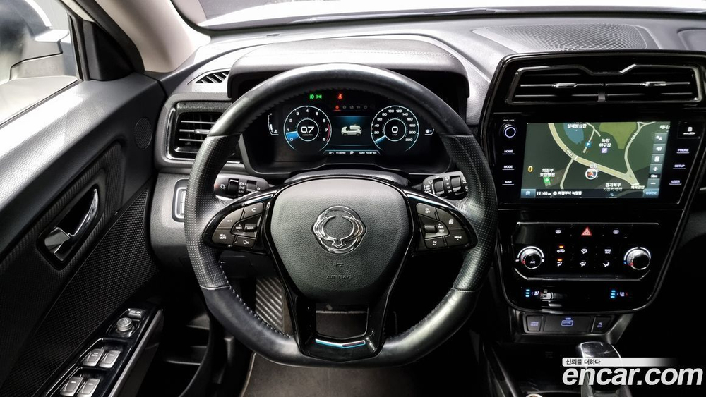 KG Mobility (Ssangyong) Very New Tivoli Бензин 1.5 2WD (12.2019)