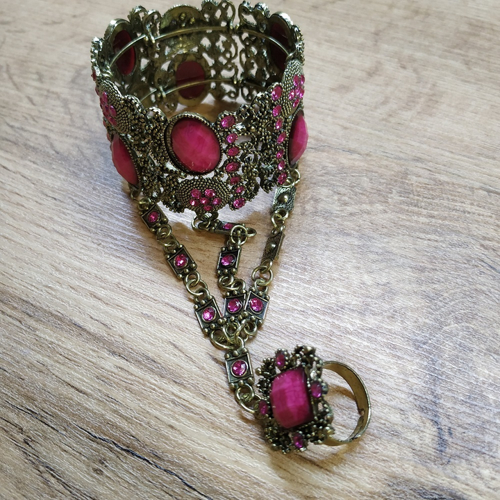 Браслет-слейв Овал, цирконы, муранское стекло, цвет розовый