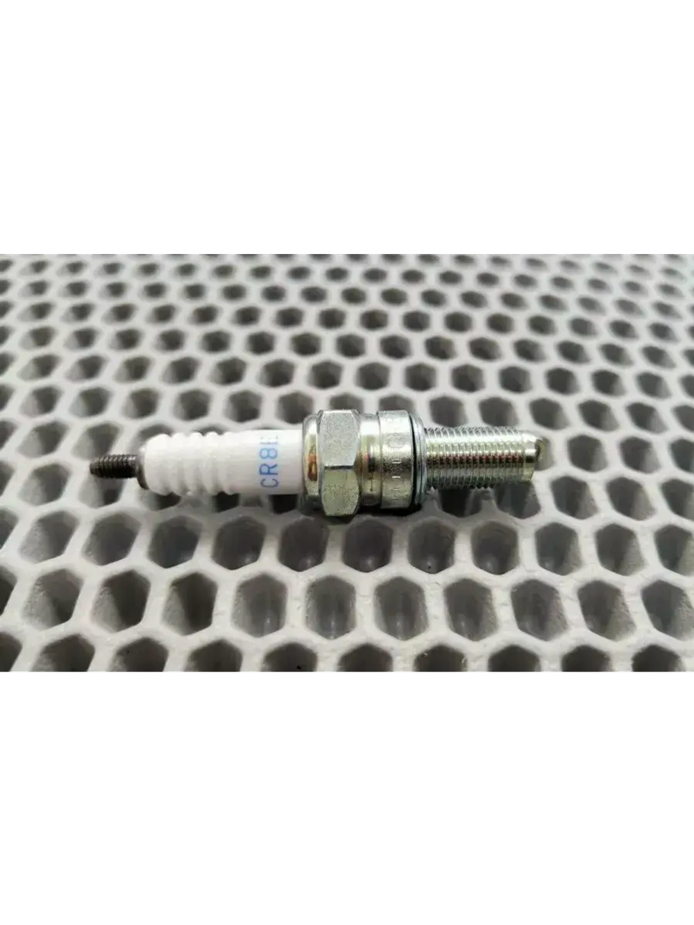 Свеча CR8E 1275