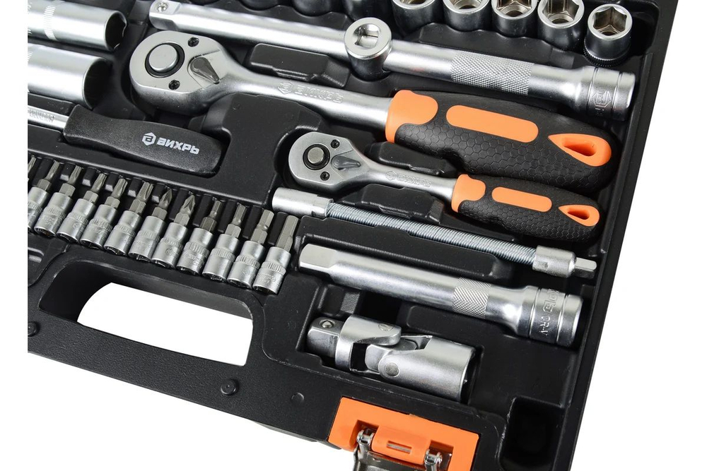 Набор инструментов, 1/2 , 1/4 , CrV, пластиковый кейс 82 предмета Вихрь