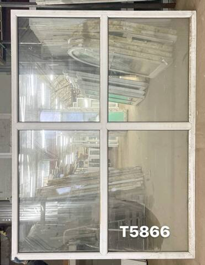 Окно Пластиковое Б/У 260(в) х 193(ш)