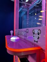Призовой автомат Кран-машина Doll Park с купюроприемником