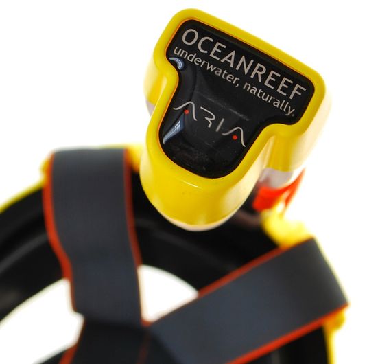 Маска полнолицевая Oceanreef ARIA QR+ для сноркелинга, с держателем камеры черный/желтый