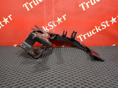 Kронштeйн элeктpопpoвoдки