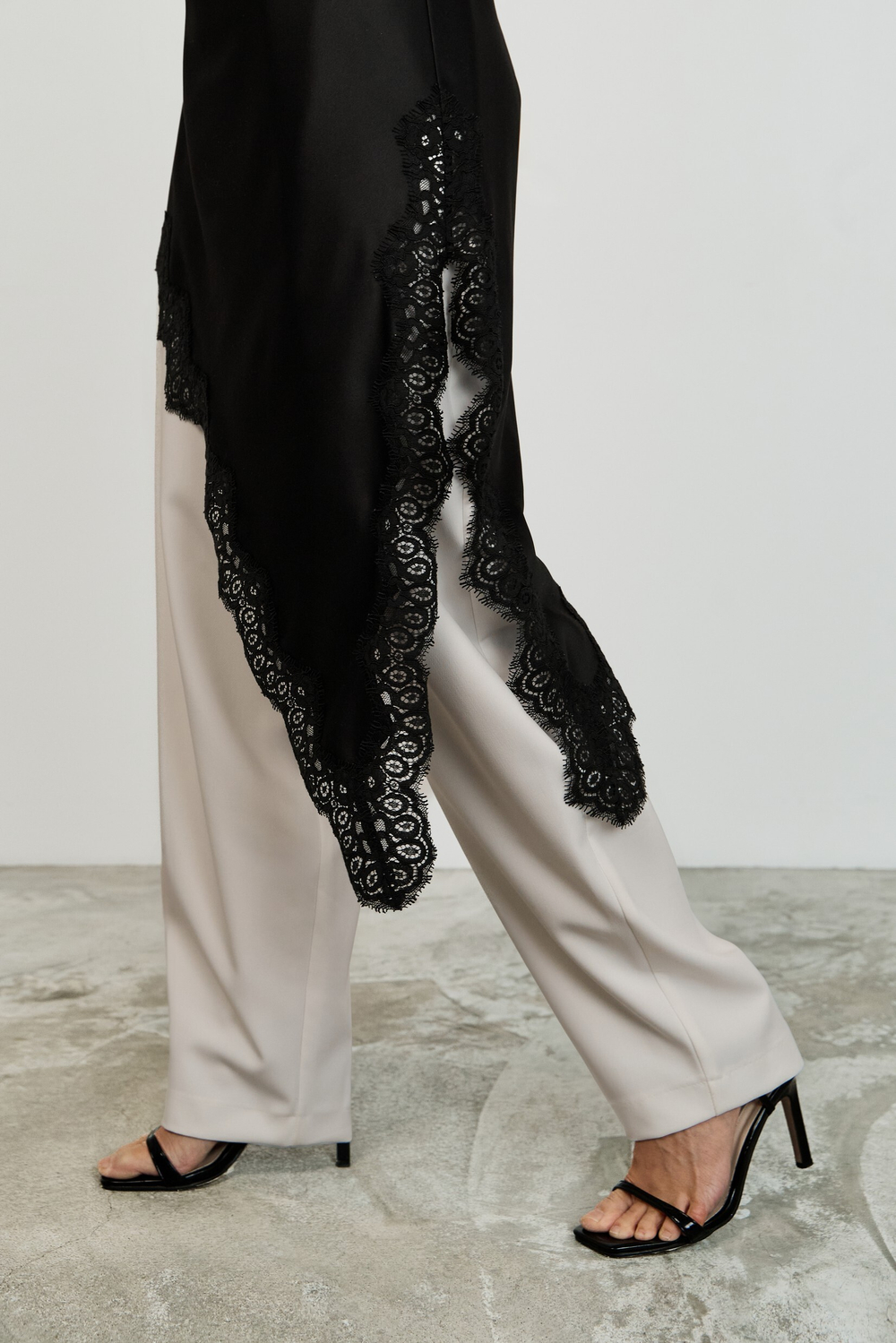 Топ асимметричный