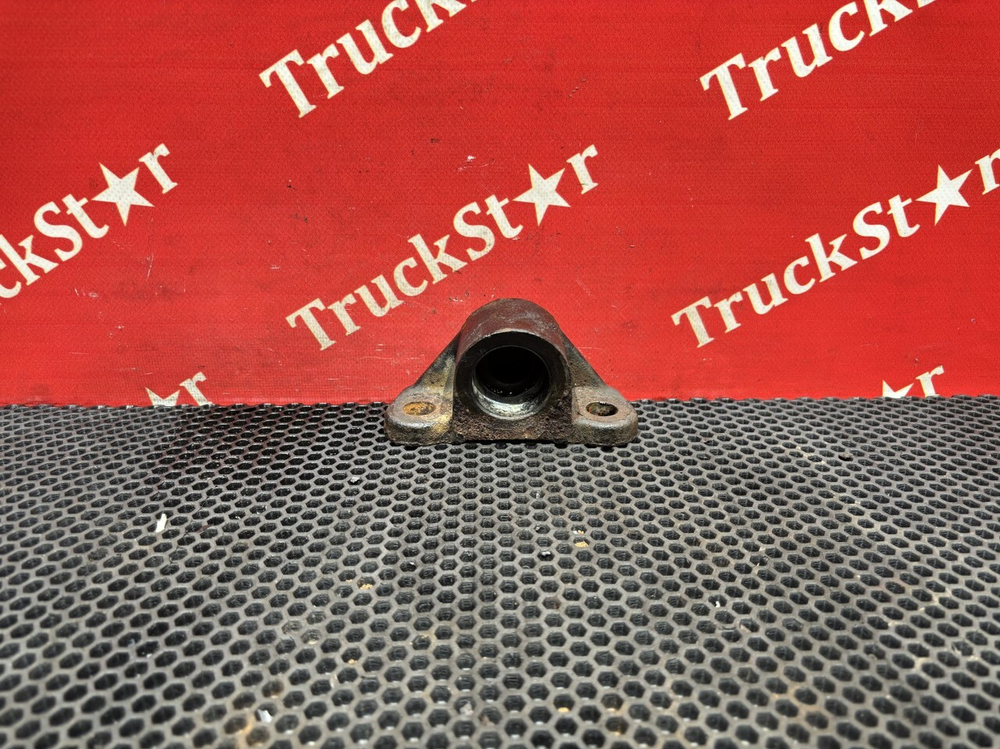 Кронштейн переднего стабилизатора