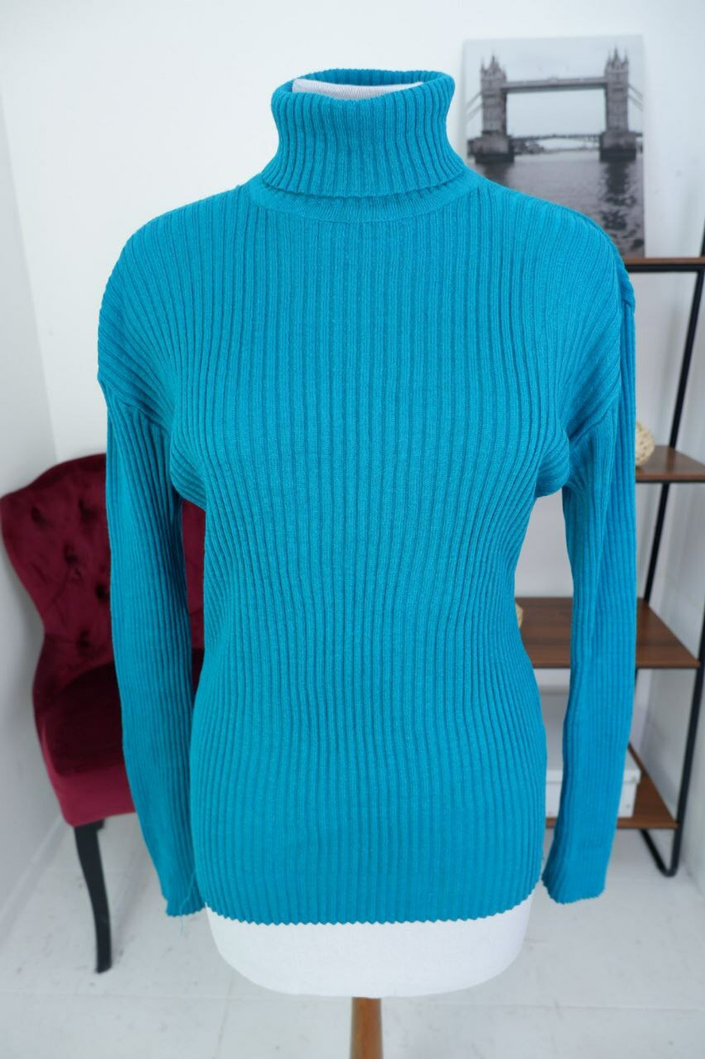 Джемпер стильный 48 размер