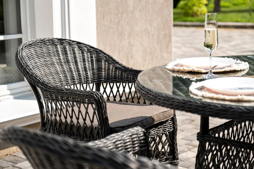 "Дольче" обеденная группа из искусственного ротанга, цвет графит