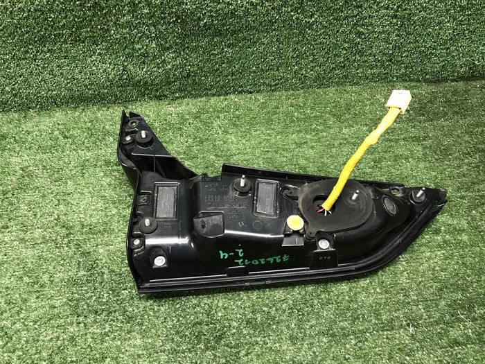 Фонарь Комплект фонарей Lexus LX 3 (2015-2023)