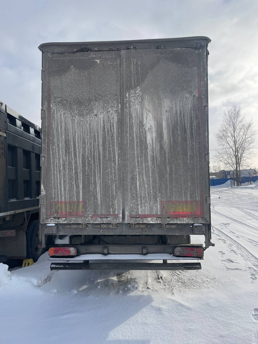 Тонар 97882 Полуприцеп шторный 97882