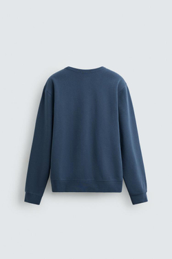 ZARA БАЗОВАЯ ТОЛСТОВКА С КРУГЛЫМ ВЫРЕЗОМ, ВЫЦВЕТШИЙ СИНИЙ