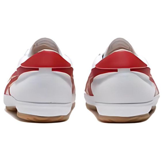 Asics TSG 110 - это универсальный аксессуар для самых маленьких.