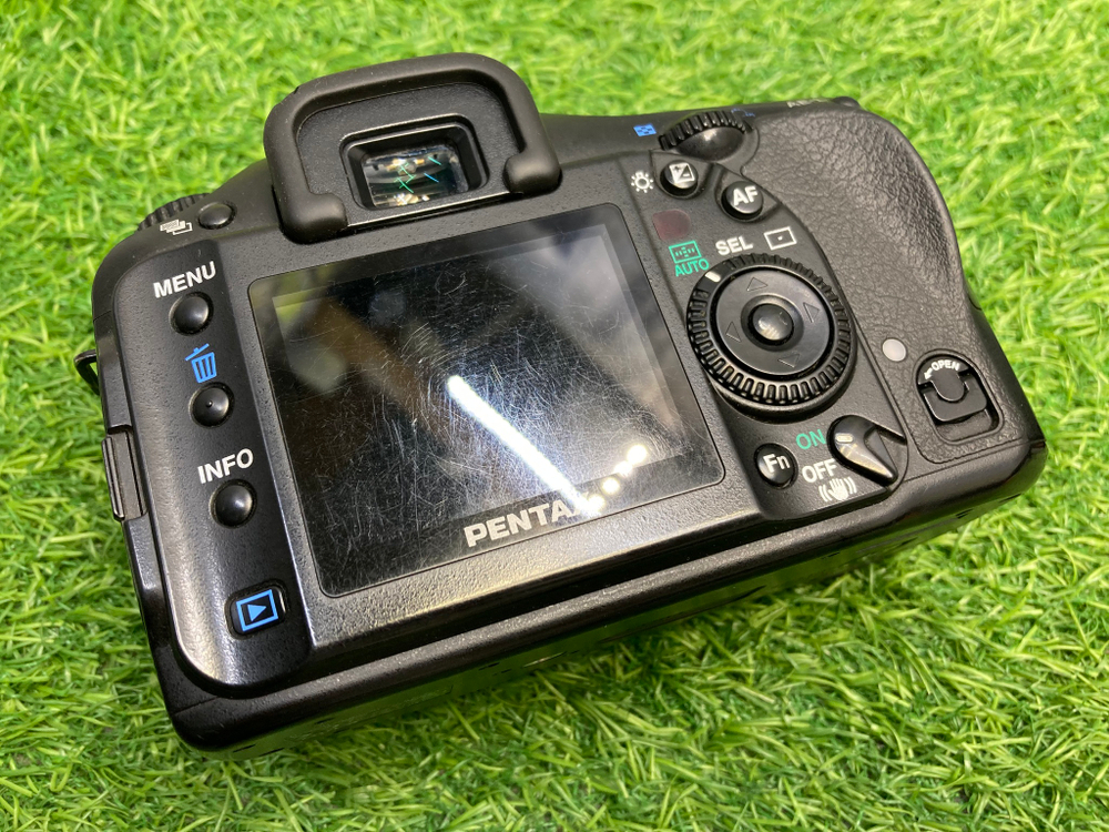 Pentax K10D