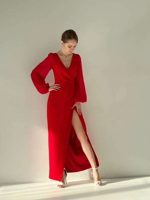 Вечернее платье футляр с рукавами из шифона (красный)