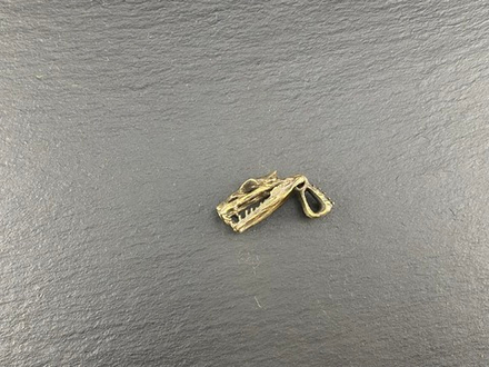 Подвеска. Череп змеи