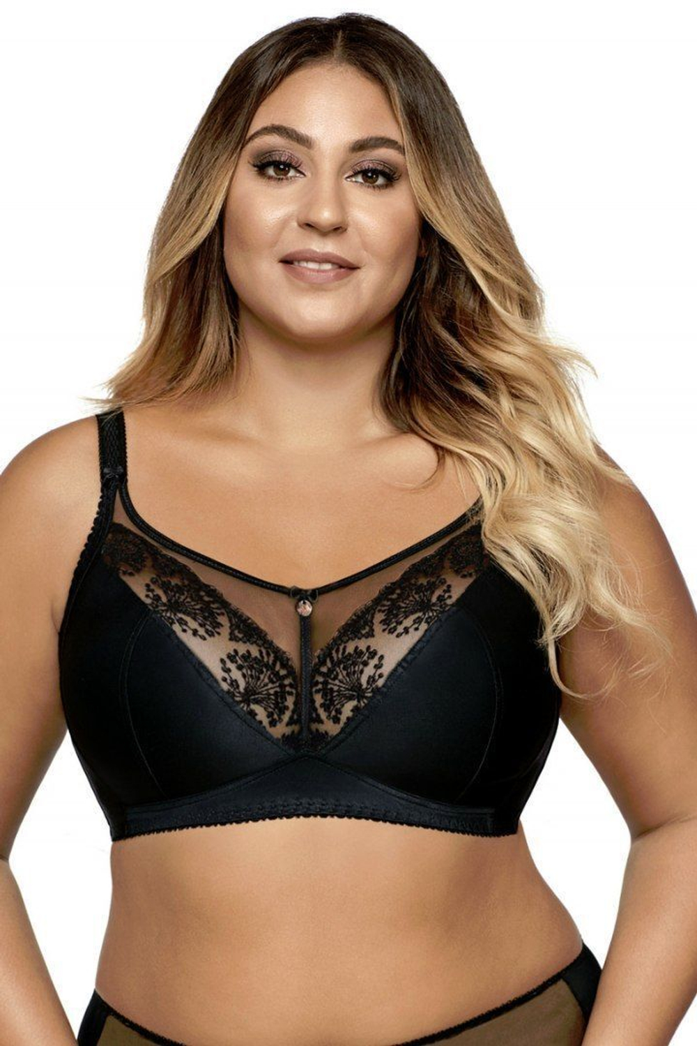 Бюстгальтер plus size с мягкими чашечками без косточек (Размер: 75K) (Цвет: черный)