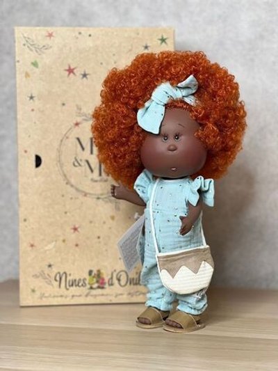 Кукла Nines виниловая 30см MIA CASE (3408A)