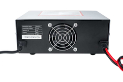 Зарядное инверторное устройство P.I.T. 12/24 В,6-100Ач,180Вт, дисп PZU10-C2