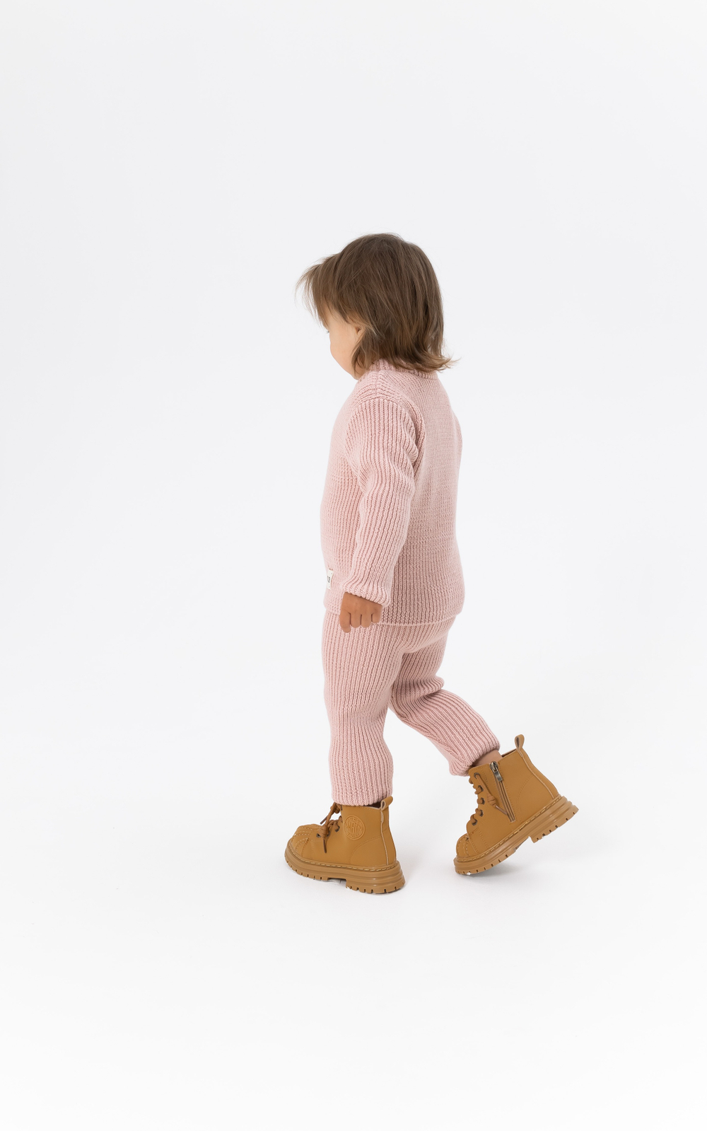 Костюм классический из меринос-кашемира, Пудровый