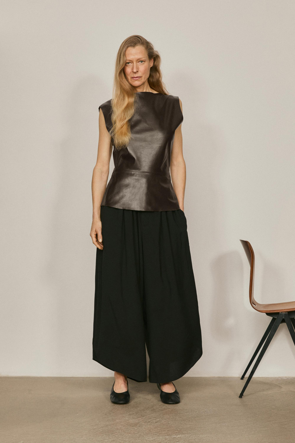 Massimo Dutti Асимметричный топ из кожи наппа - Limited Edition,коричневый