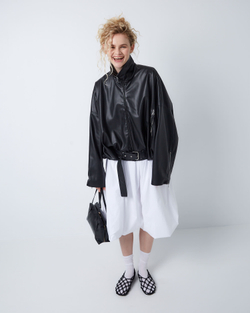 Куртка на молнии из экокожи черный