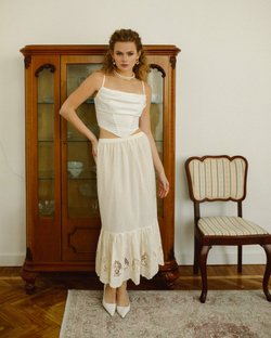 Подъюбник длинный