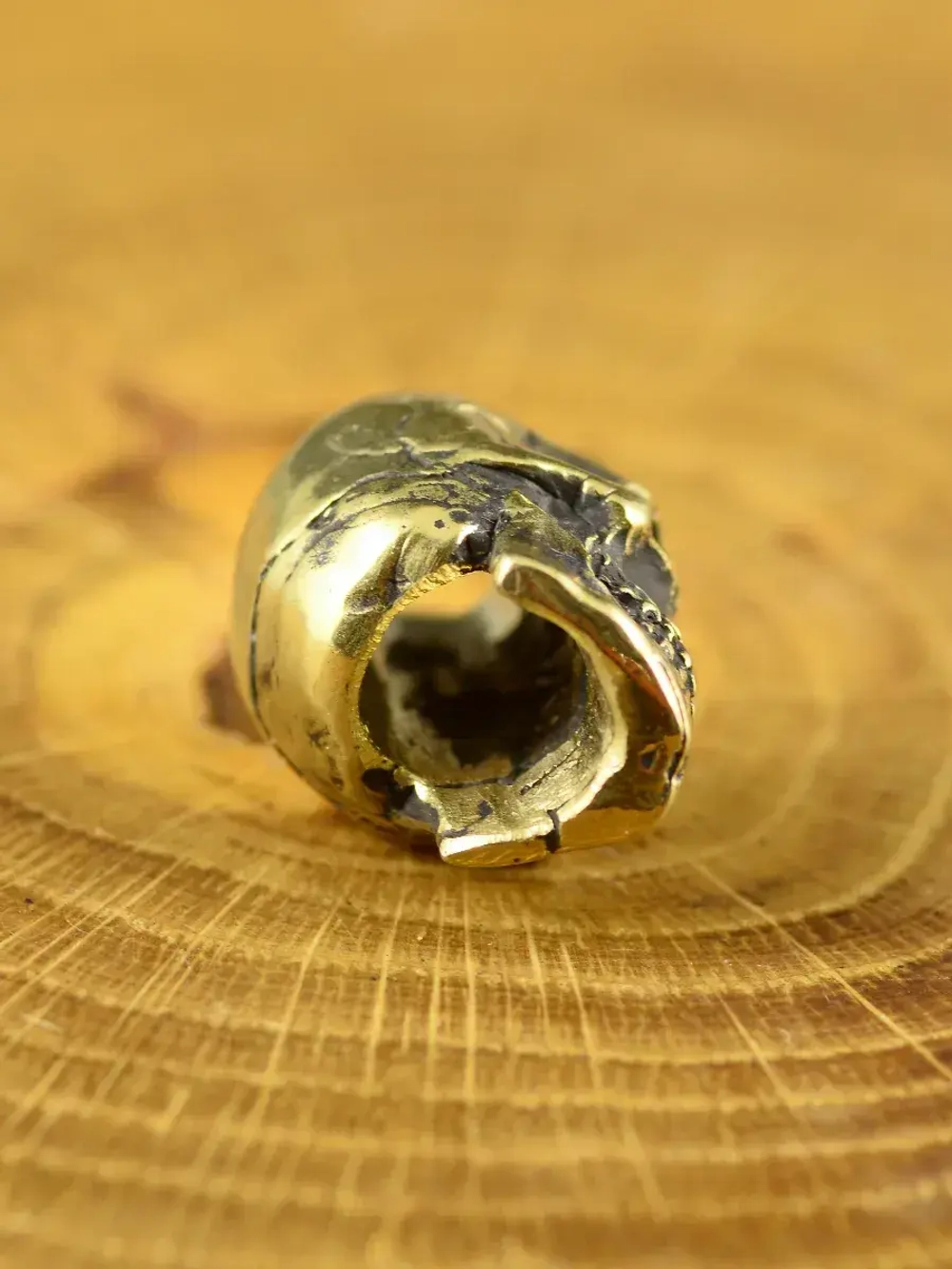 Бусина «Череп» из латуни