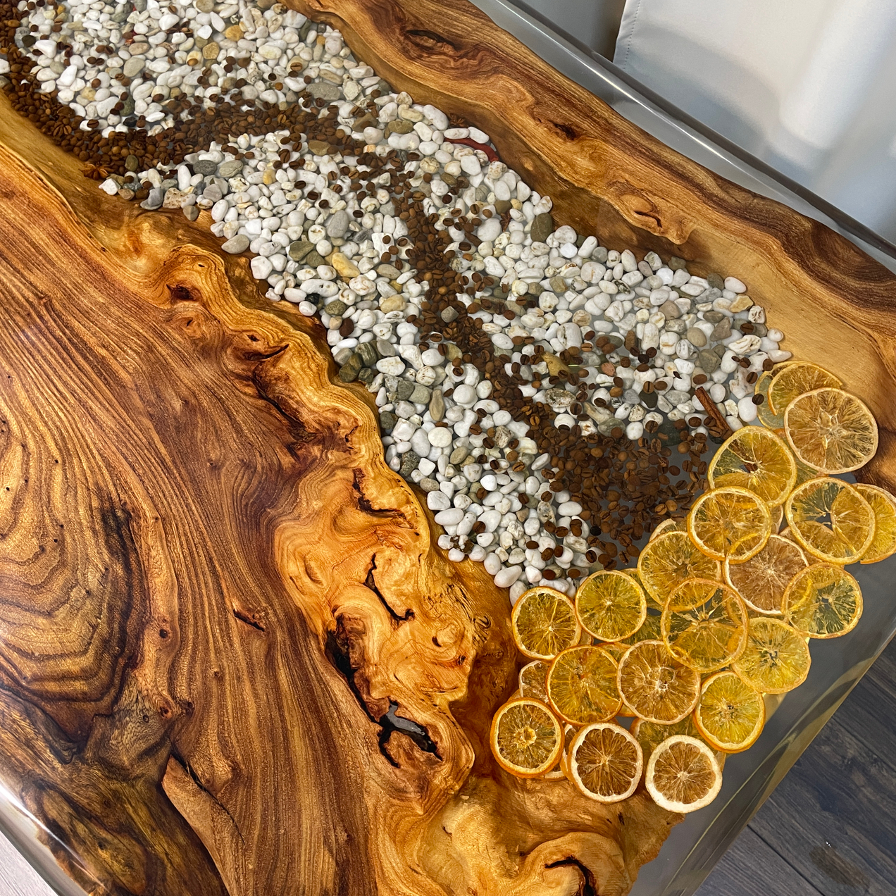 Купите эмоции!