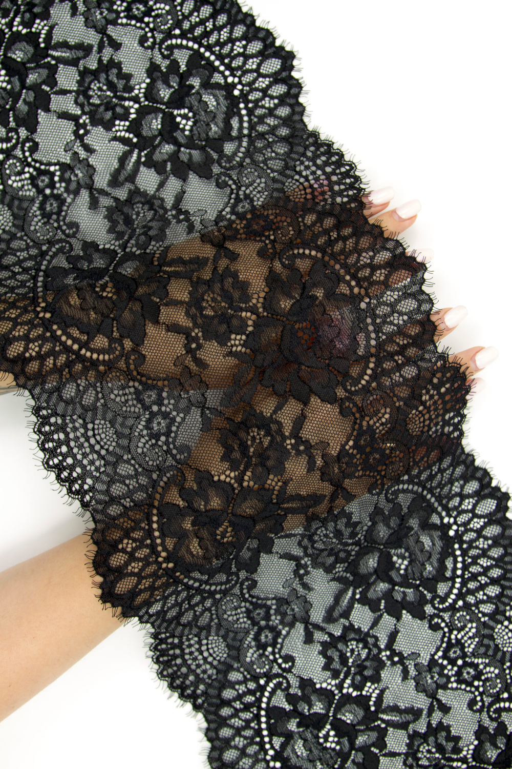 Кружево шантильи чёрное эластичное ширина 22 см