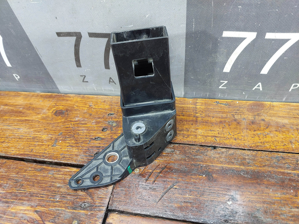 Кронштейн фары правой Haval Jolion 21-нв Б/У Оригинал 2803134XST01A