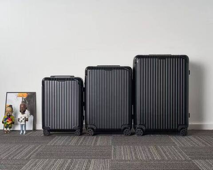 Чемодан Rimowa S