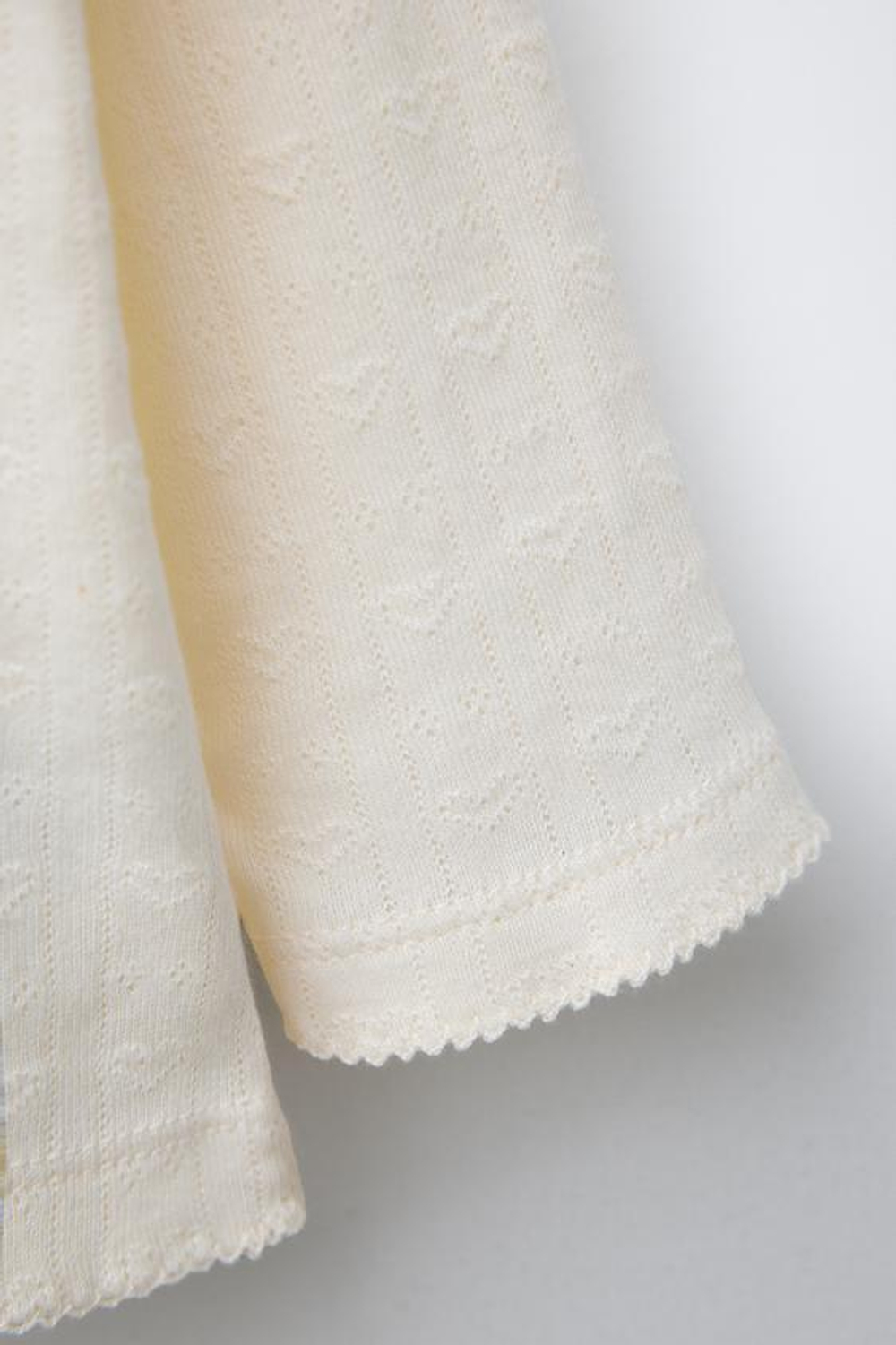 ZARA ЛОНГСЛИВ С АЖУРНЫМ УЗОРОМ «СЕРДЦА», ЭКРЮ